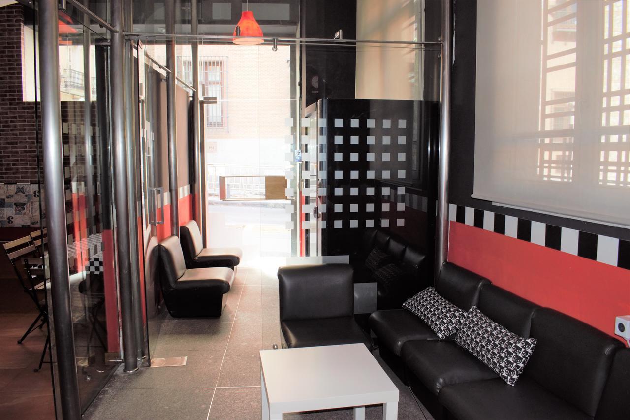 Urban Hostel Madrid Ngoại thất bức ảnh